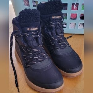 Columbia Red Hills Omni Heat Black Winter Boots